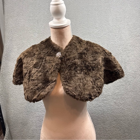 Amy Byer Jackets & Blazers - Amy Byer Women's S Brown Faux Fur Wrap Shawl Rhinestone Button Closure Wedding